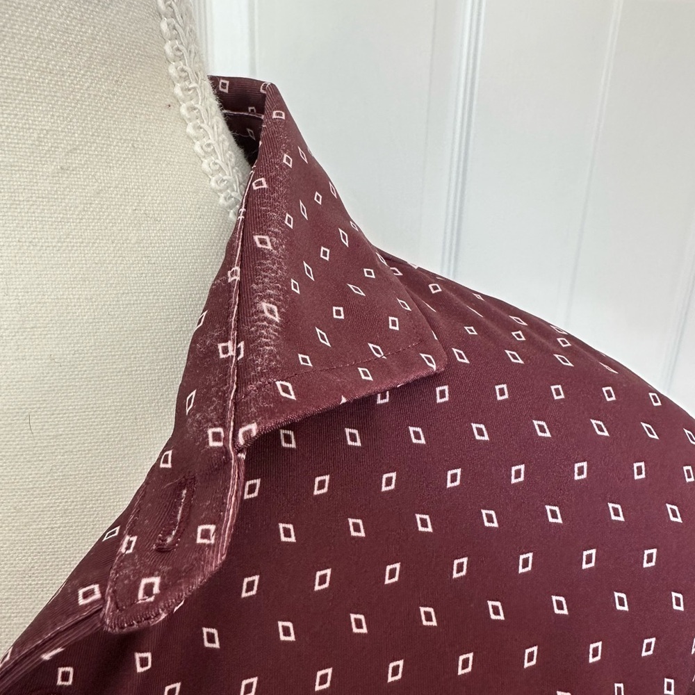 RLX Golf Maroon Polo w Diamonds - Size M - Picture 5 of 7